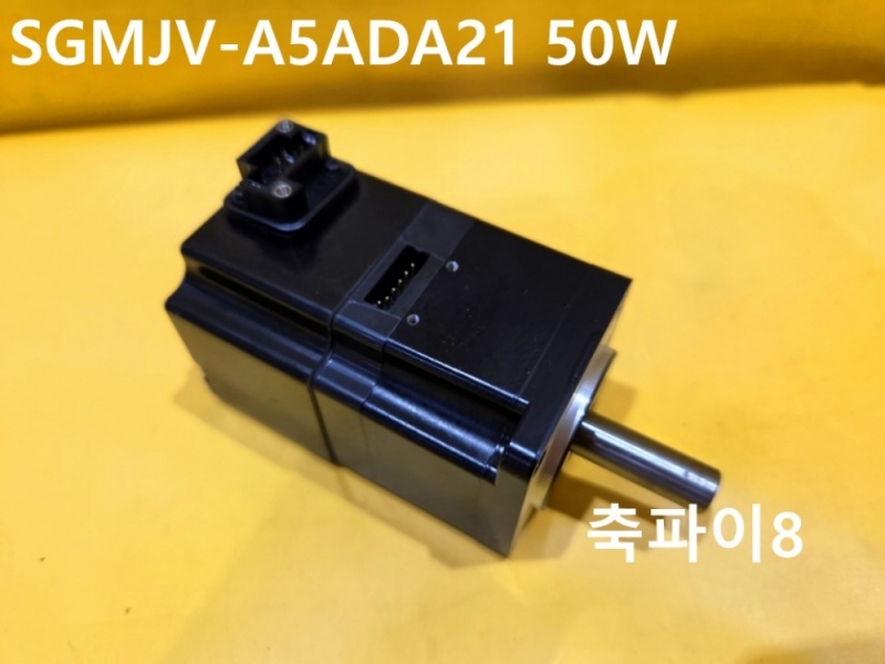 야스카와 SGMJV-A5ADA21 50W 서보모터 중고